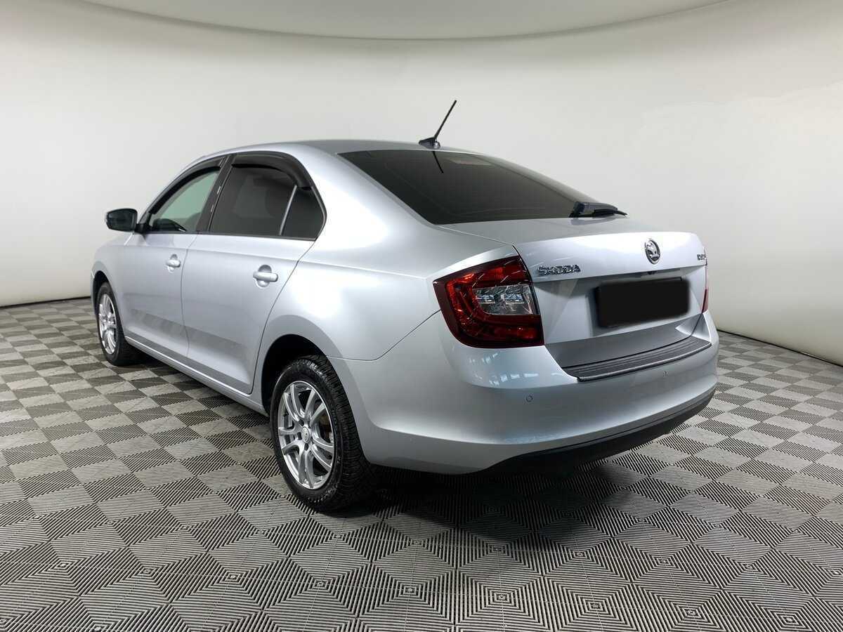 Skoda Rapid с пробегом — 2019 год. Фото: #6