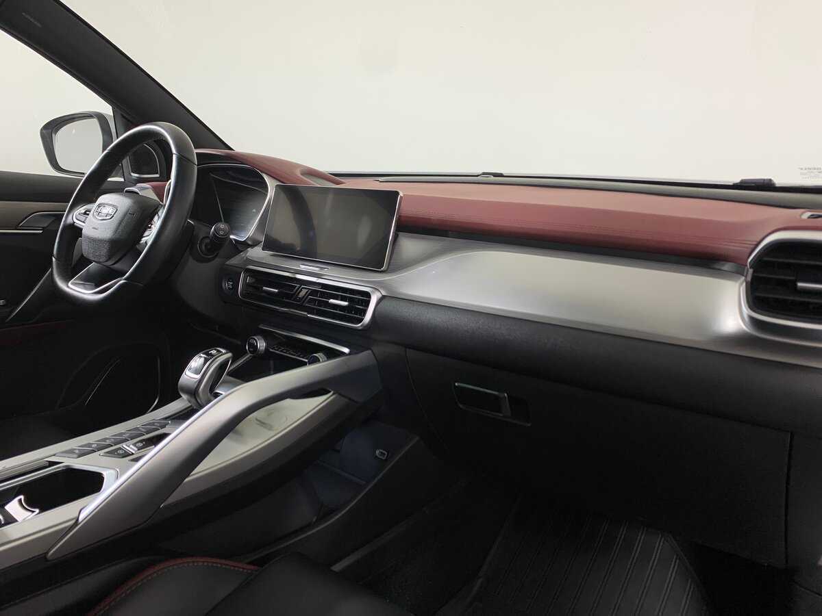 Geely Coolray с пробегом — 2021 год. Фото: #13