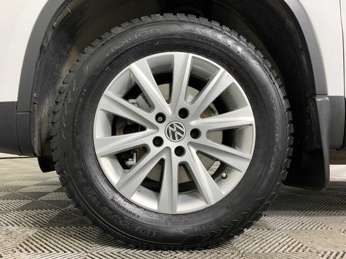 Volkswagen Tiguan с пробегом — 2015 год. Фото: #8