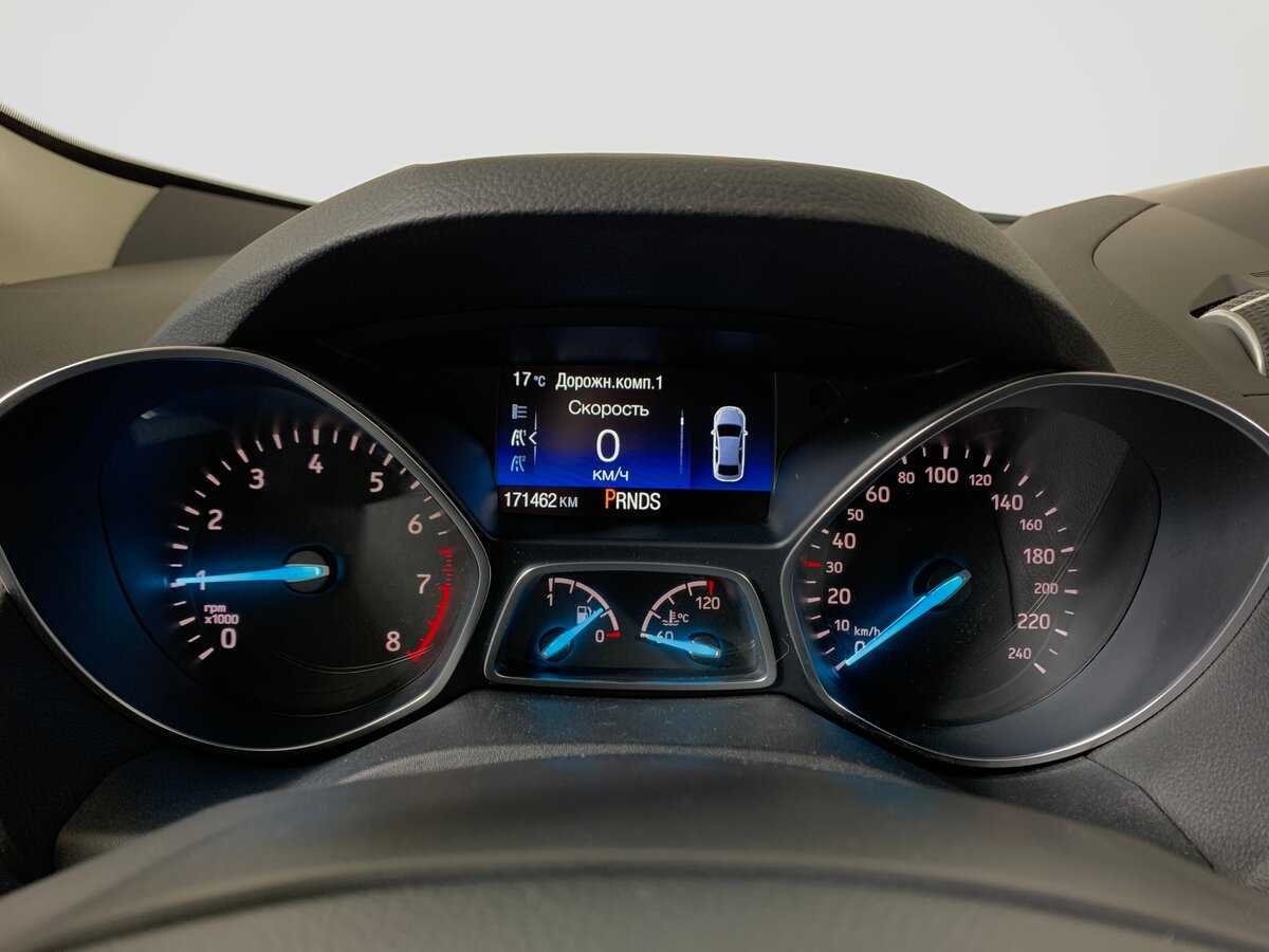 Ford Kuga с пробегом — 2017 год. Фото: #14