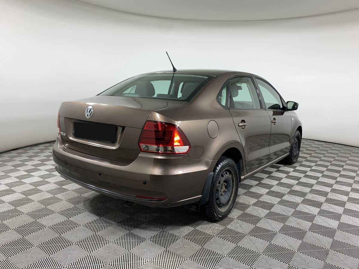 Volkswagen Polo с пробегом — 2016 год. Фото: #4