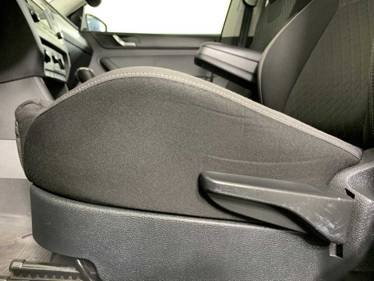 Skoda Rapid с пробегом — 2015 год. Фото: #15