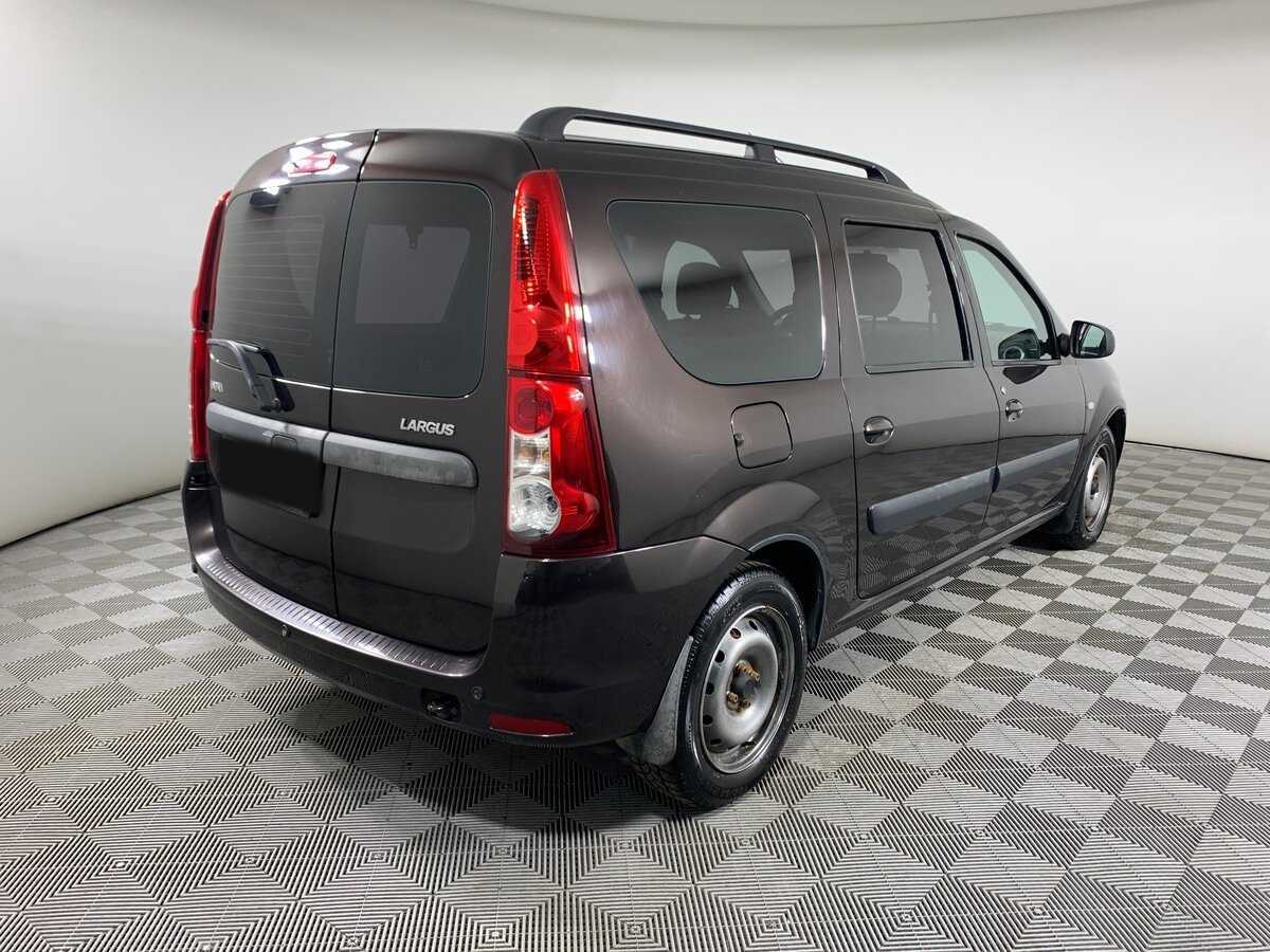Lada (ВАЗ) Largus с пробегом — 2015 год. Фото: #4