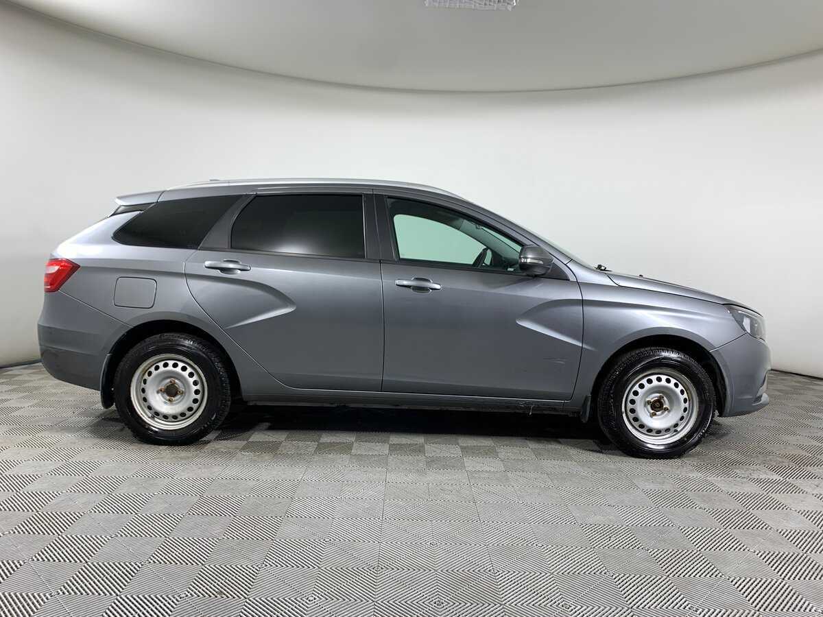 Lada (ВАЗ) Vesta с пробегом — 2018 год. Фото: #3