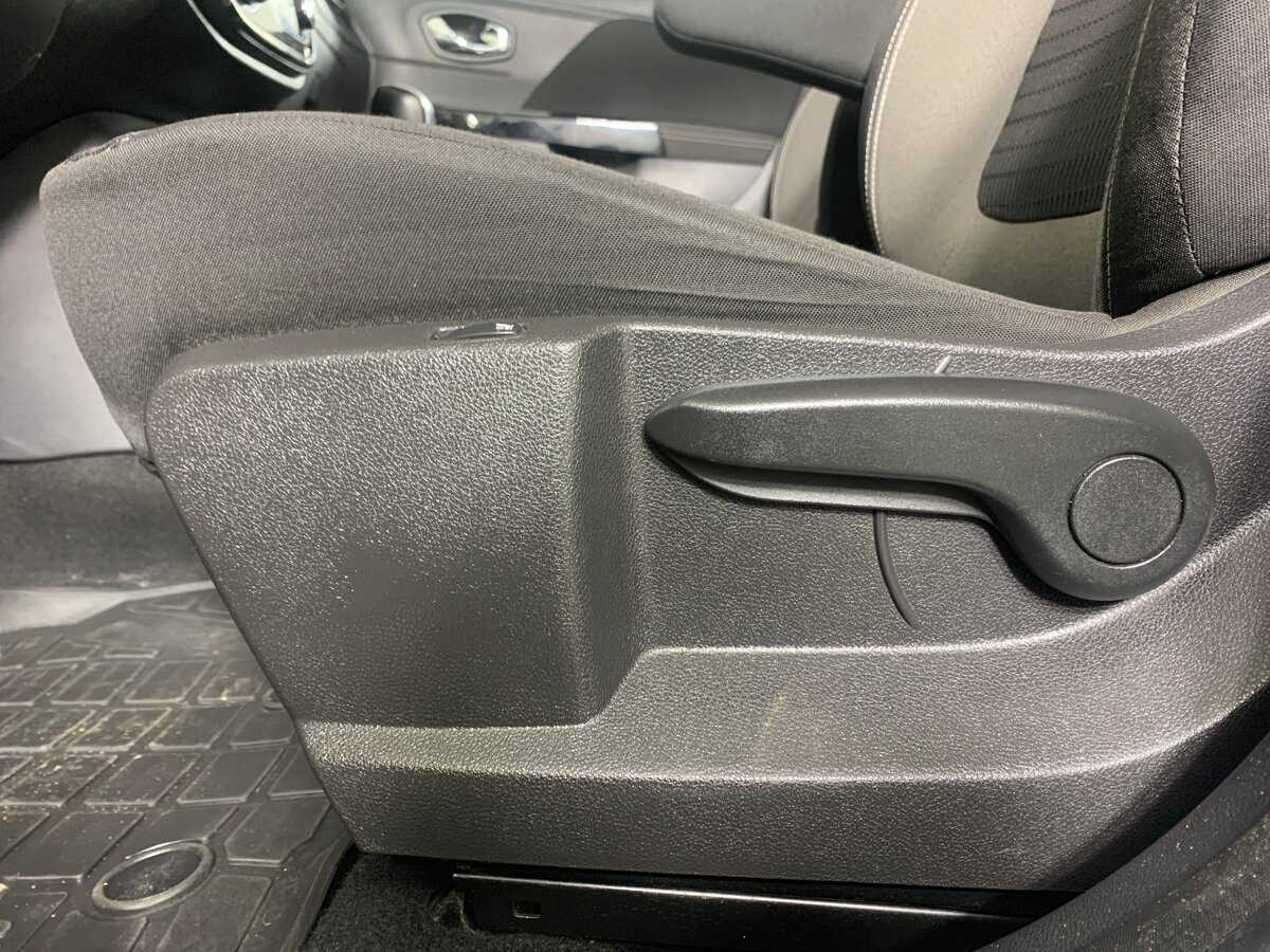 Renault Kaptur с пробегом — 2019 год. Фото: #16