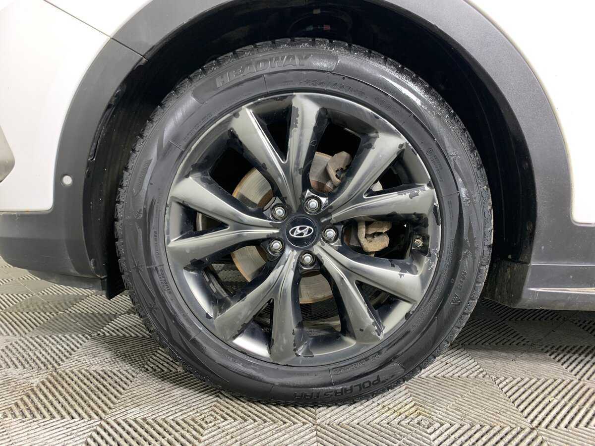 Hyundai Santa Fe с пробегом — 2017 год. Фото: #8