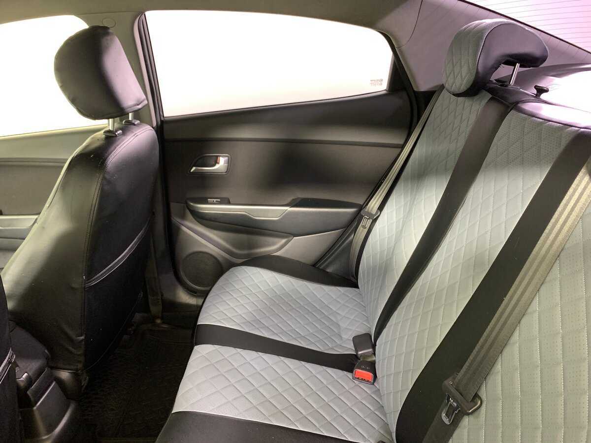 Kia Rio с пробегом — 2014 год. Фото: #15