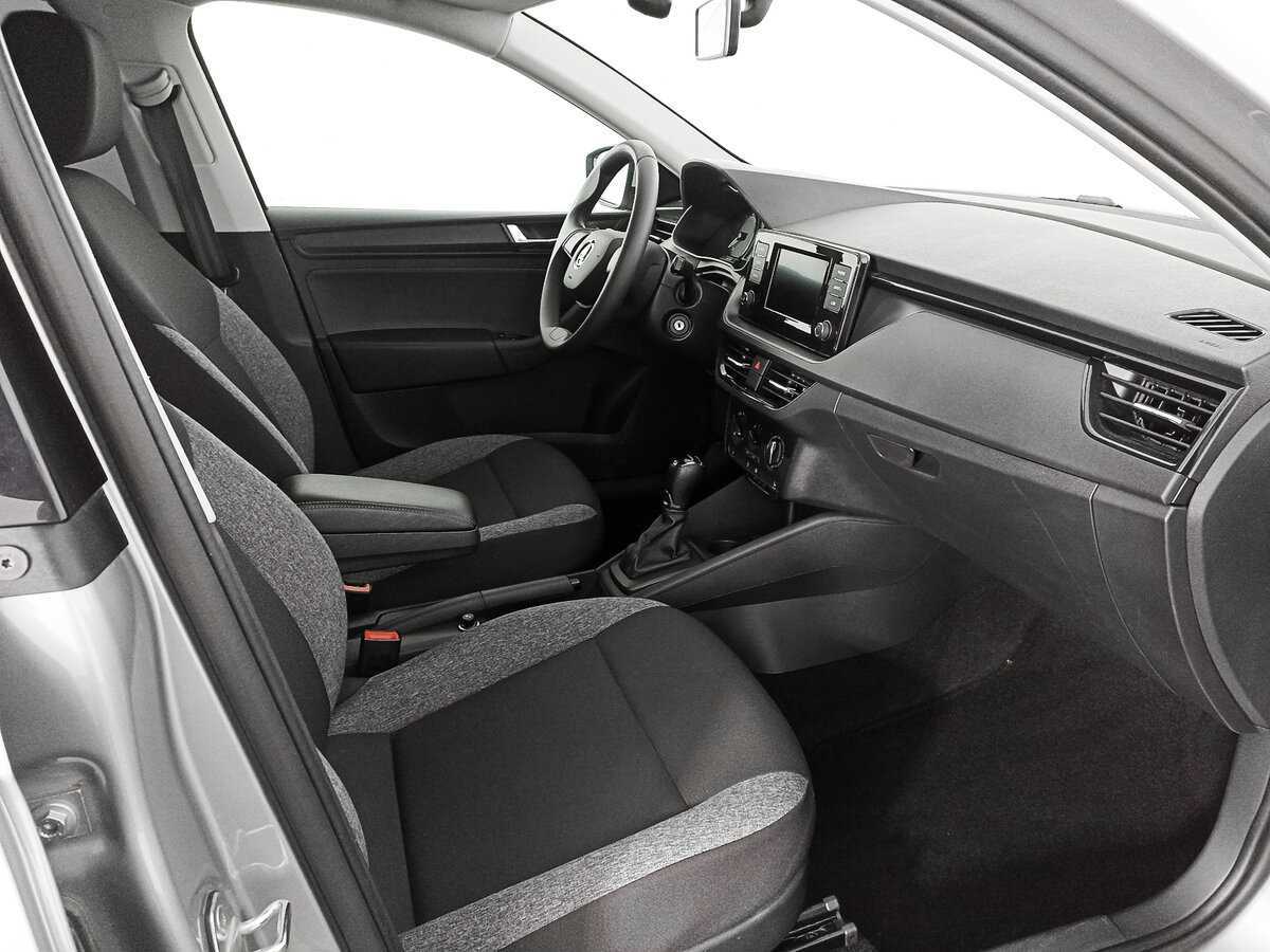 Skoda Rapid с пробегом — 2021 год. Фото: #10