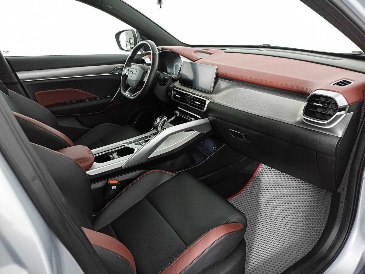 Geely Coolray с пробегом — 2022 год. Фото: #7