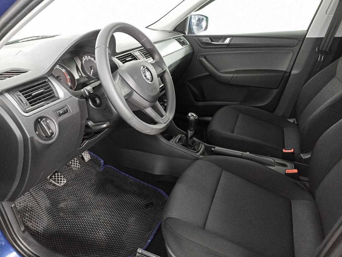 Skoda Rapid с пробегом — 2018 год. Фото: #13