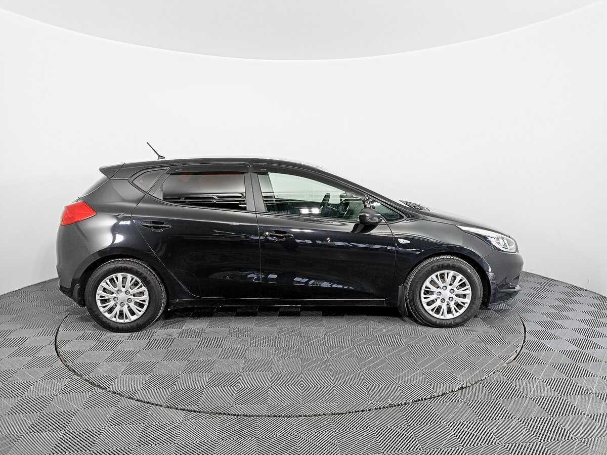 Kia Ceed с пробегом — 2015 год. Фото: #3