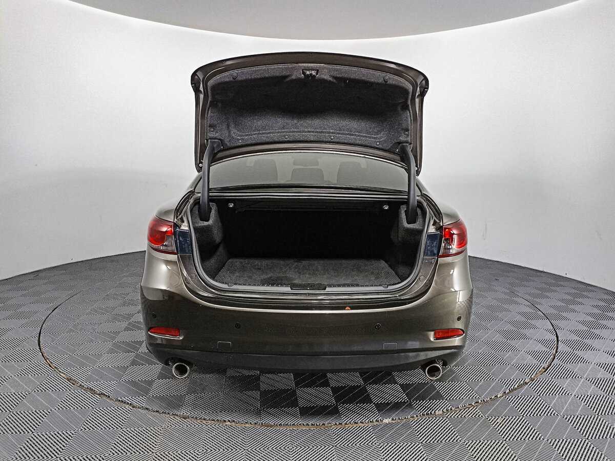 Mazda 6 с пробегом — 2017 год. Фото: #7