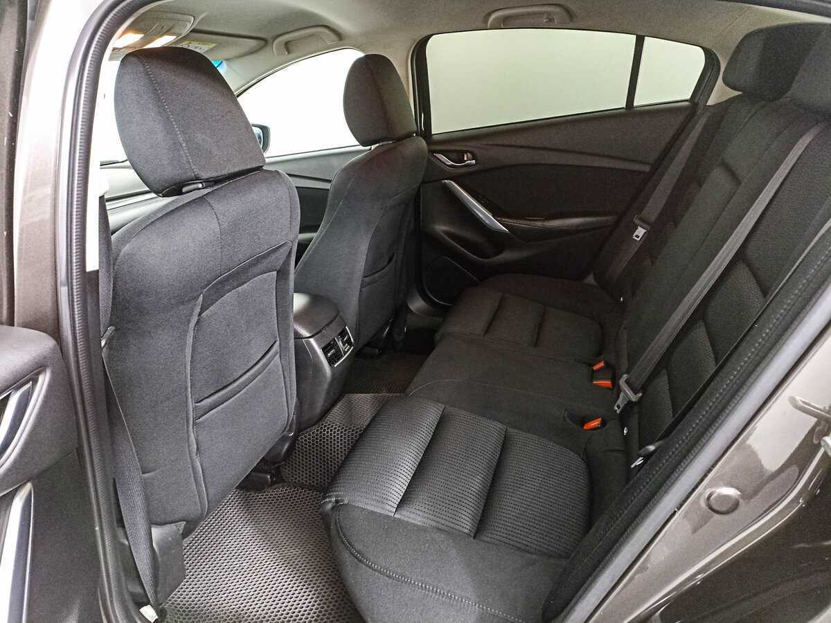 Mazda 6 с пробегом — 2017 год. Фото: #9