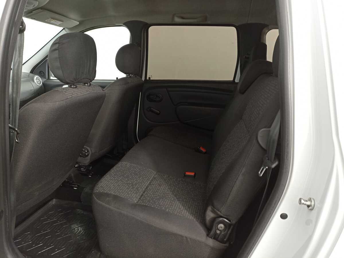 Lada (ВАЗ) Largus с пробегом — 2020 год. Фото: #11