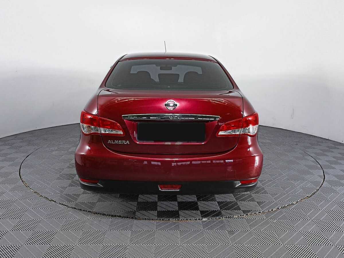 Nissan Almera с пробегом — 2013 год. Фото: #4