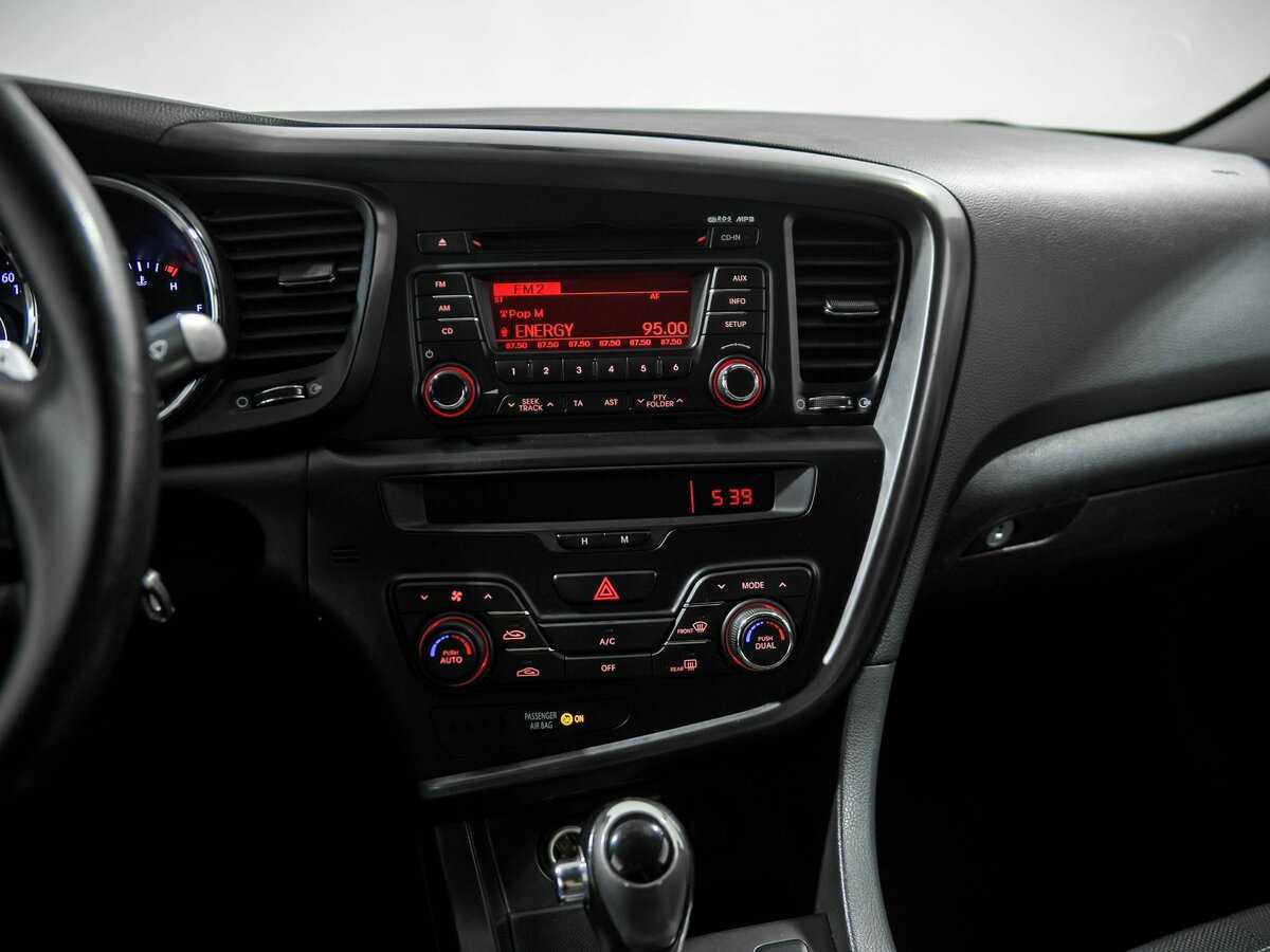 Kia Optima с пробегом — 2012 год. Фото: #8