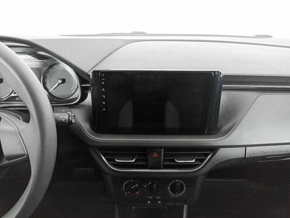 Skoda Rapid с пробегом — 2021 год. Фото: #12