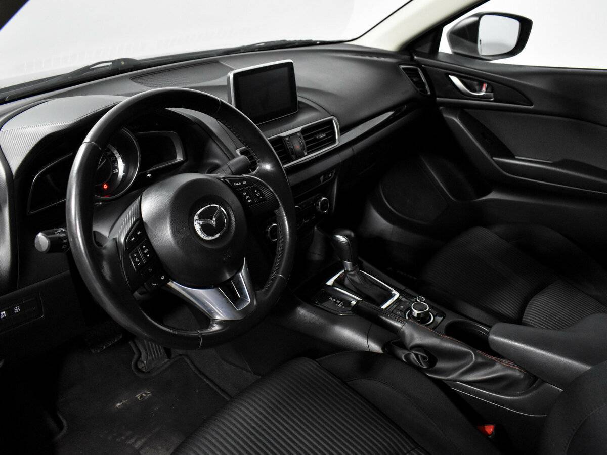 Mazda 3 с пробегом — 2014 год. Фото: #8