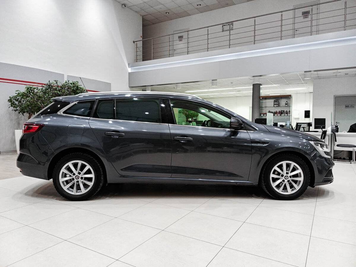 Renault Megane с пробегом — 2019 год. Фото: #3