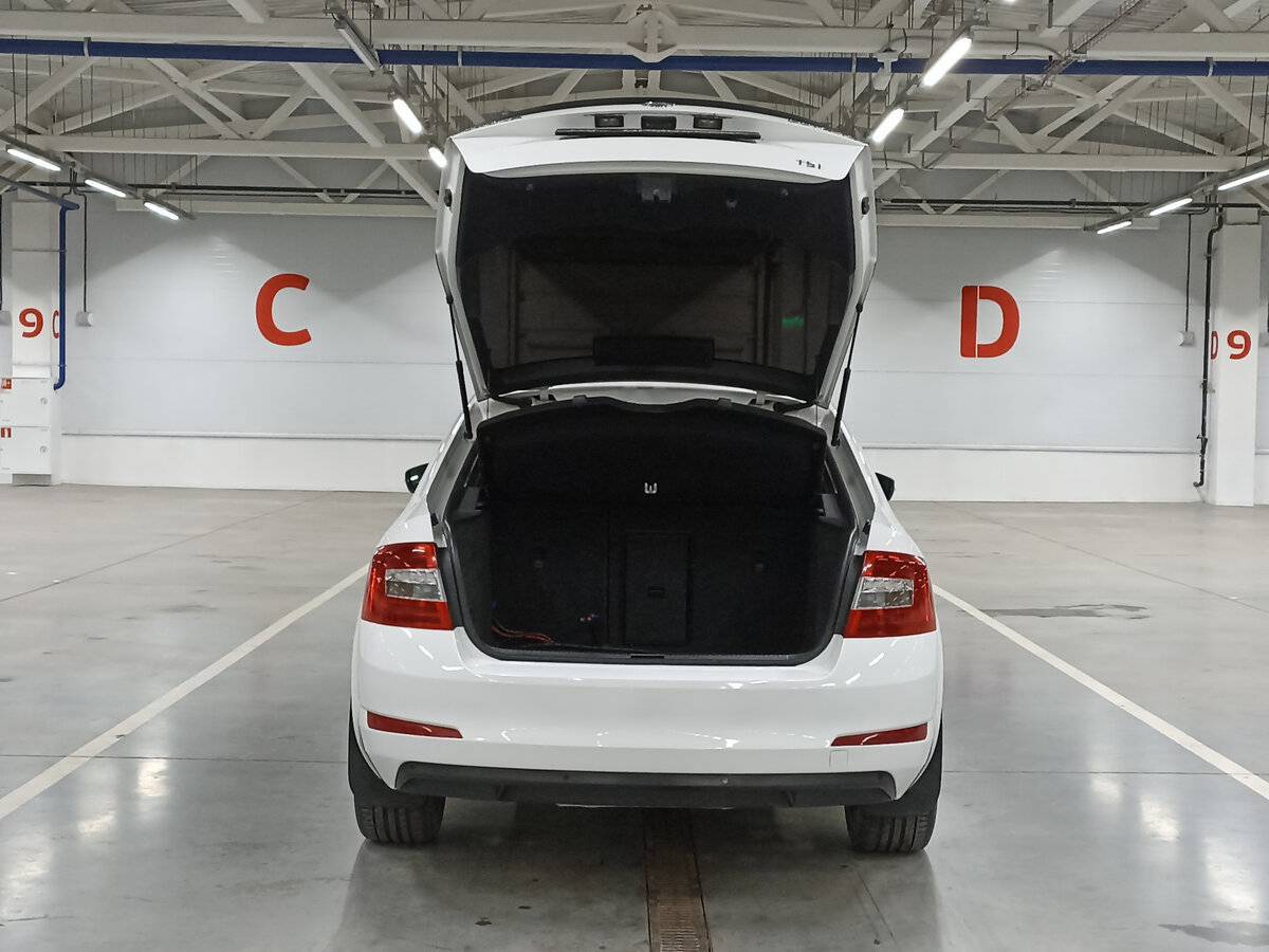 Skoda Octavia с пробегом — 2013 год. Фото: #9