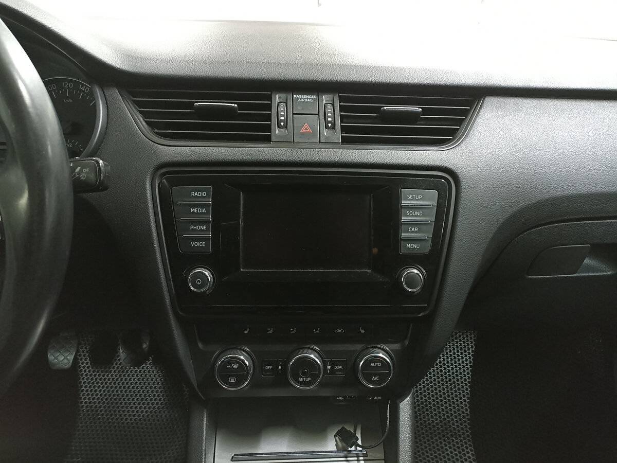 Skoda Octavia с пробегом — 2013 год. Фото: #14