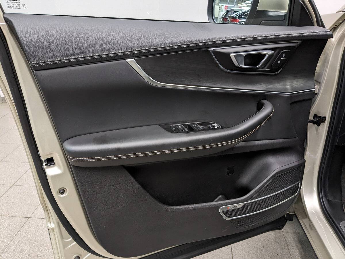 Chery Tiggo 8 с пробегом — 2020 год. Фото: #17