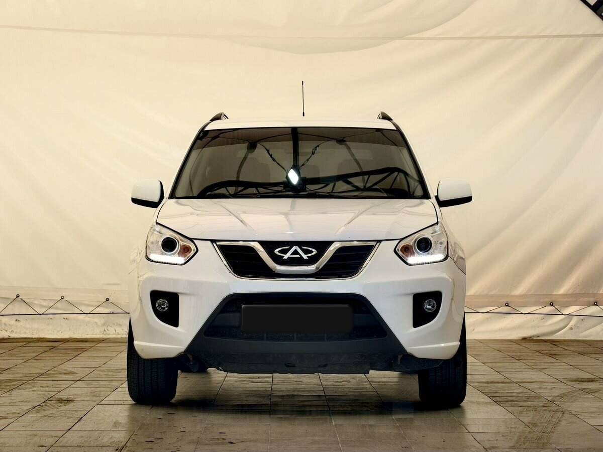 Chery Tiggo (T11) с пробегом — 2015 год. Фото: #1