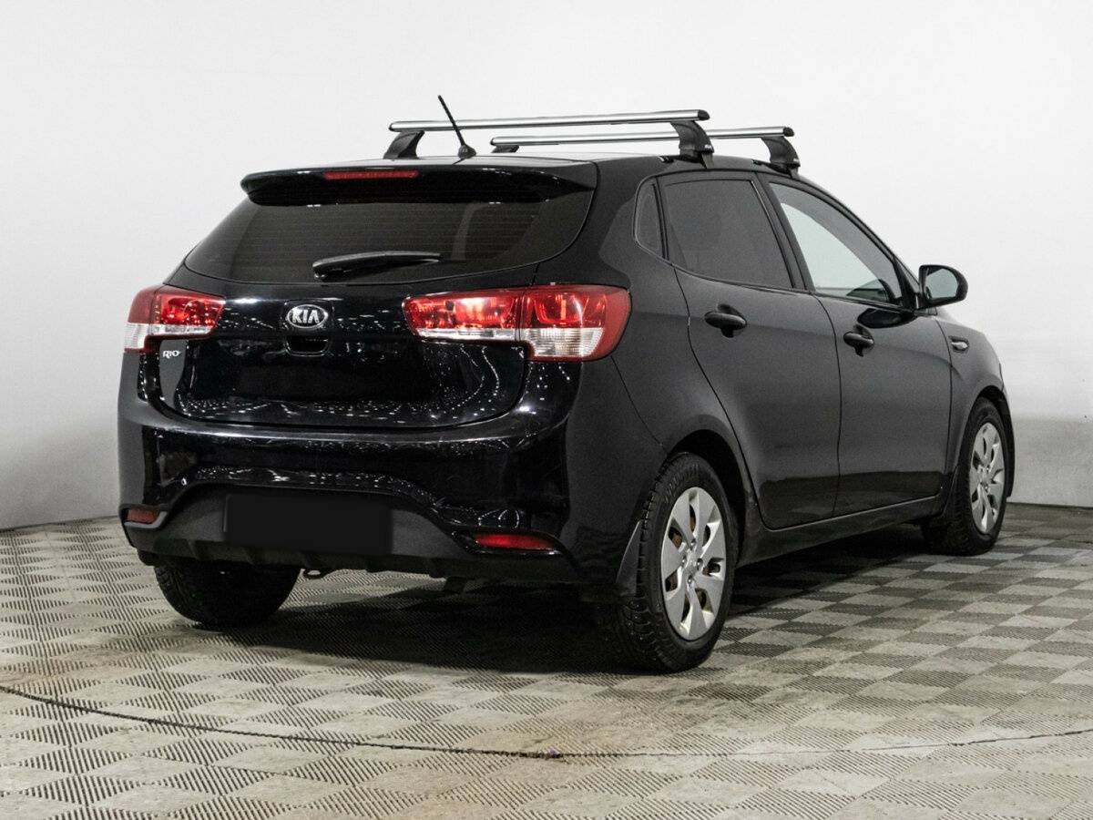 Kia Rio с пробегом — 2015 год. Фото: #4