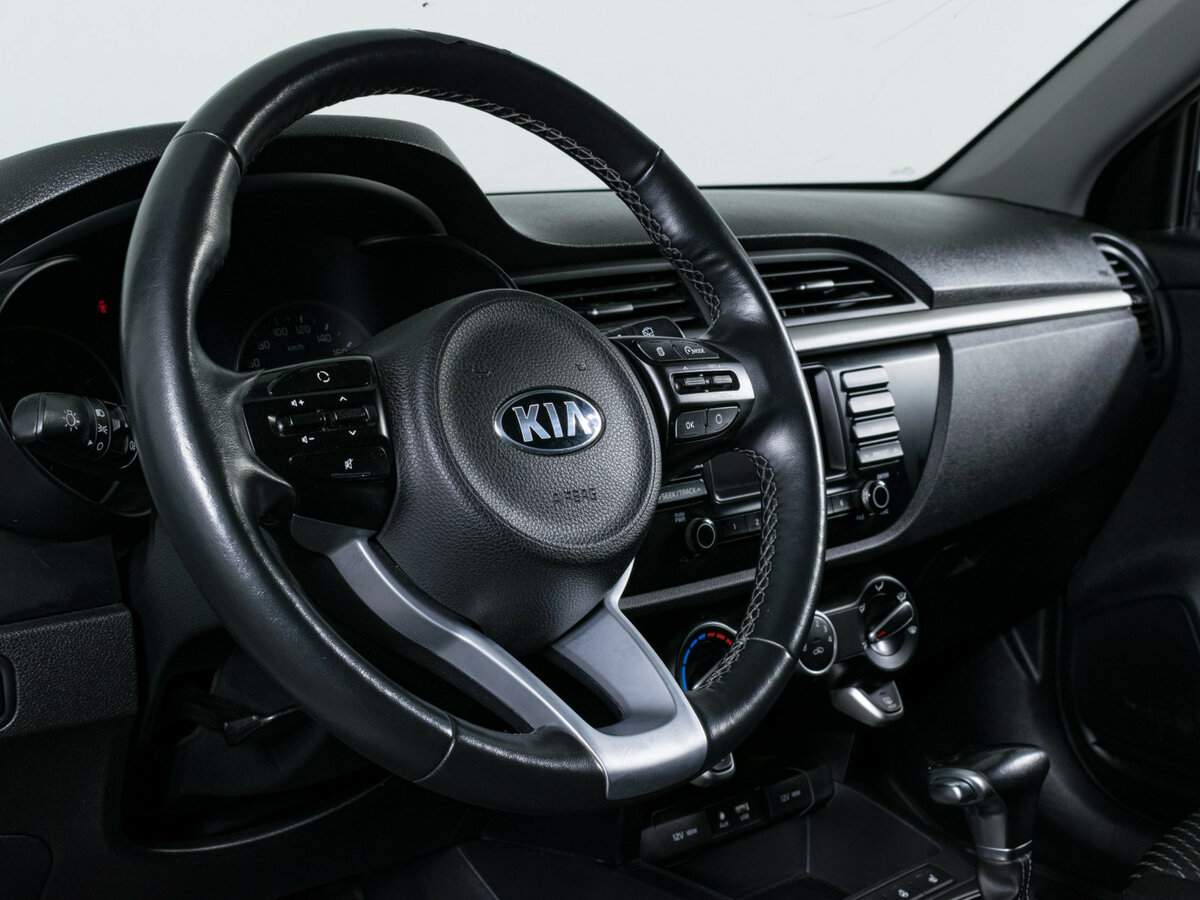 Kia Rio с пробегом — 2019 год. Фото: #10