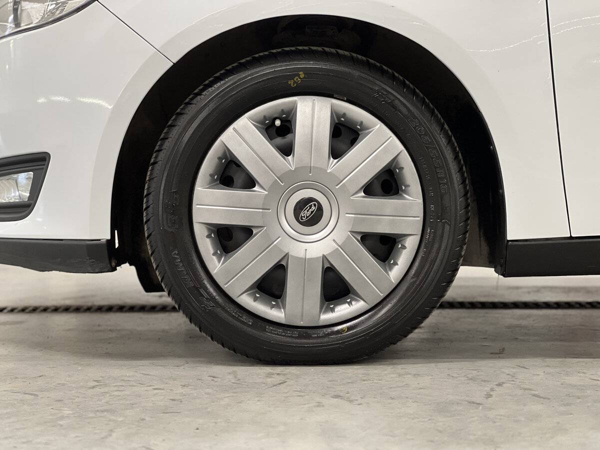 Ford Focus с пробегом — 2017 год. Фото: #17