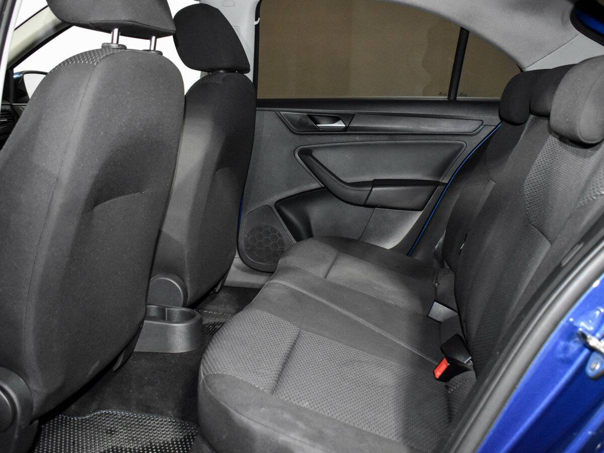 Volkswagen Polo с пробегом — 2021 год. Фото: #10