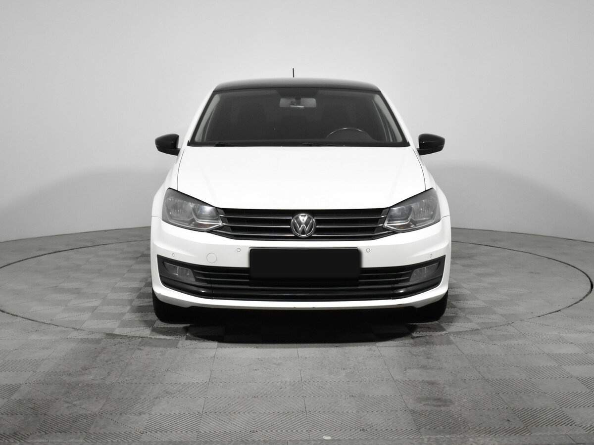 Volkswagen Polo с пробегом — 2019 год. Фото: #1