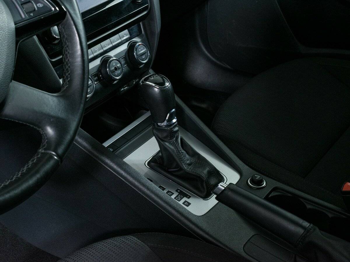 Skoda Octavia с пробегом — 2015 год. Фото: #14