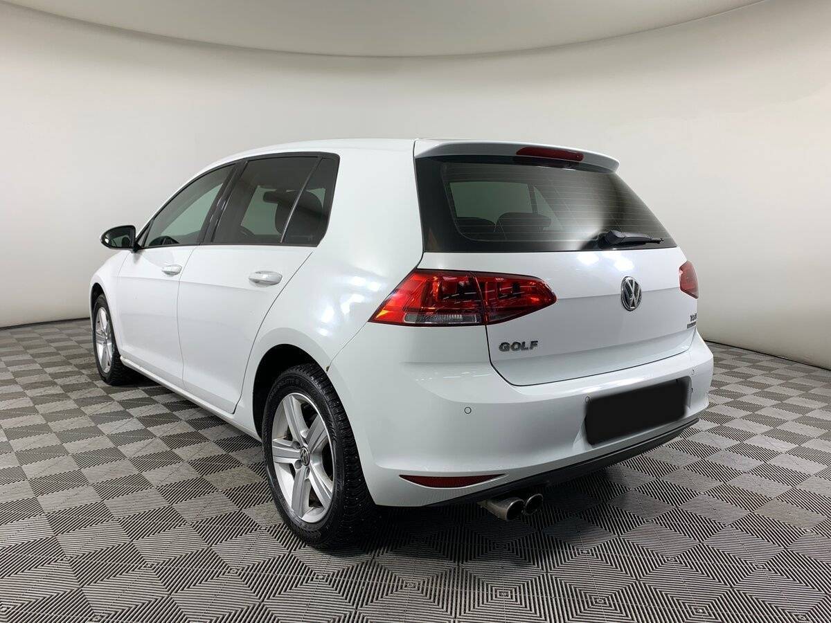 Volkswagen Golf с пробегом — 2013 год. Фото: #6