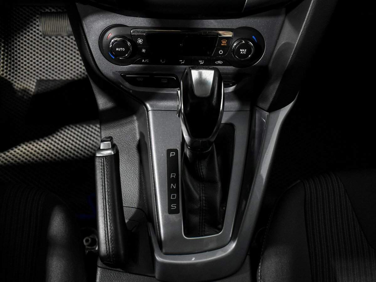 Ford Focus с пробегом — 2013 год. Фото: #9