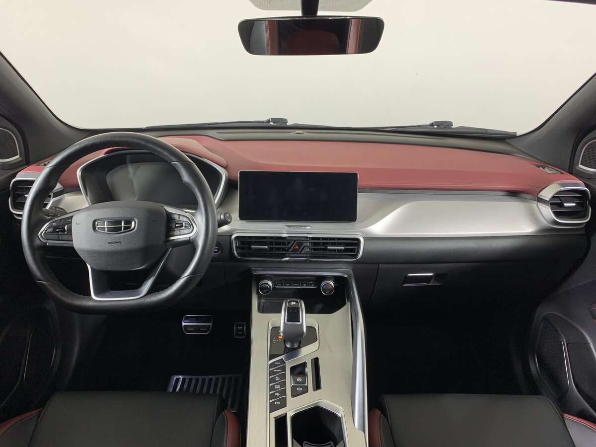 Geely Coolray с пробегом — 2021 год. Фото: #11