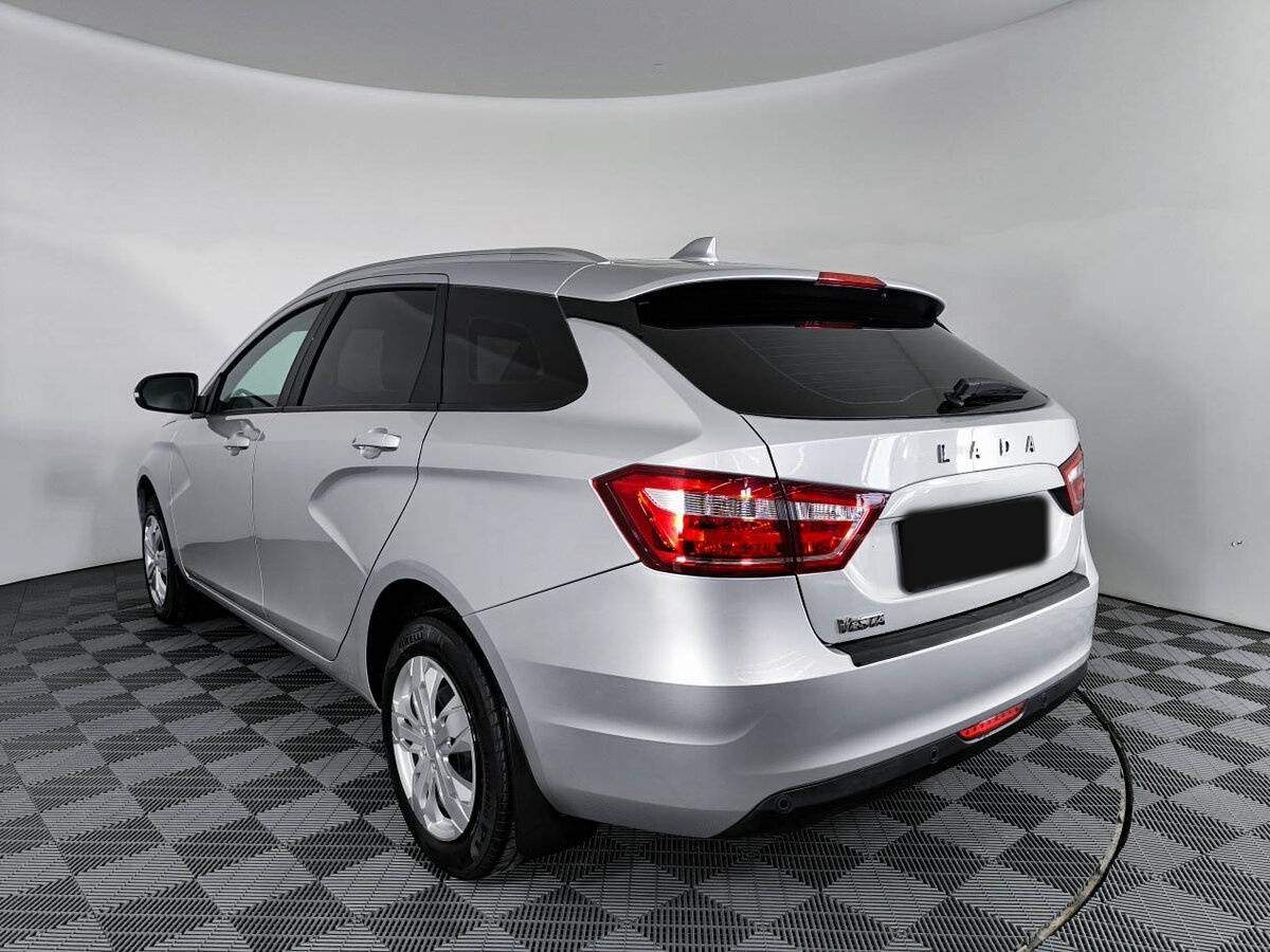 Lada (ВАЗ) Vesta с пробегом — 2021 год. Фото: #6