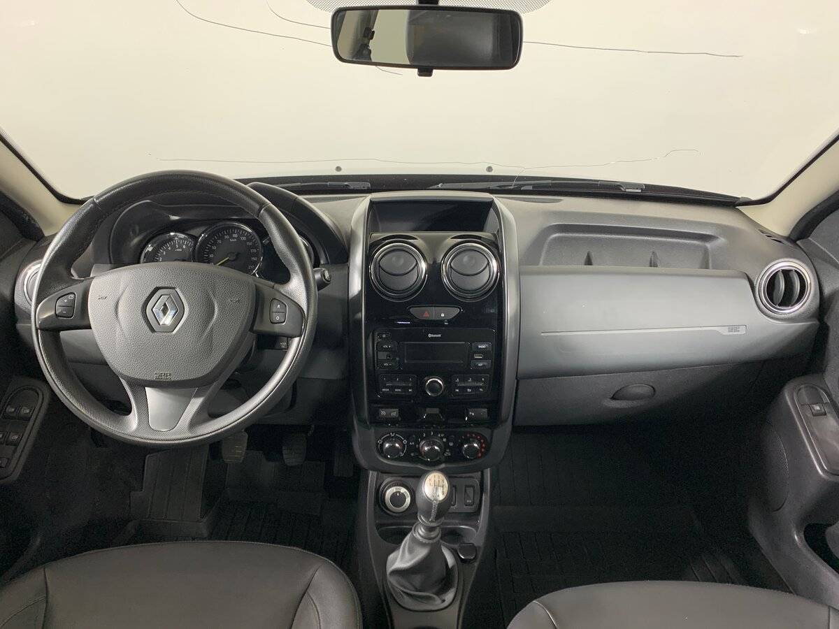 Renault Duster с пробегом — 2017 год. Фото: #12