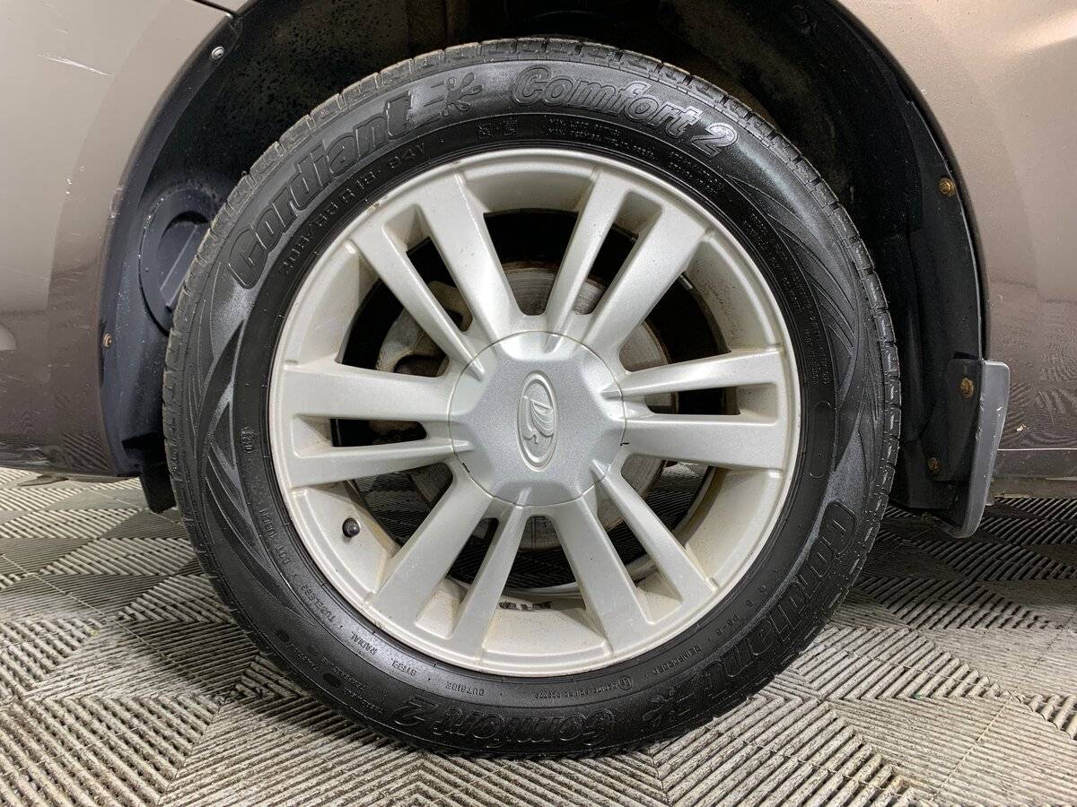 Lada (ВАЗ) Vesta с пробегом — 2018 год. Фото: #9