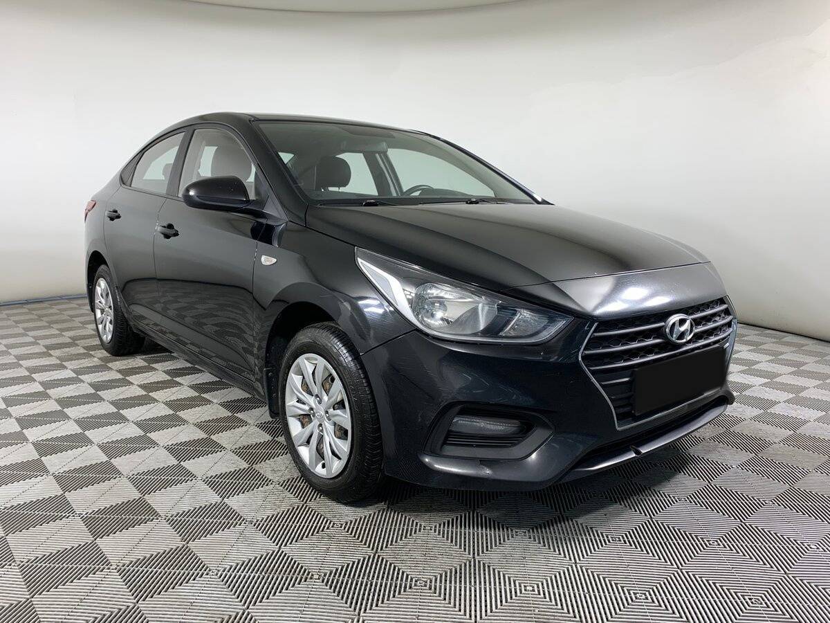 Hyundai Solaris с пробегом — 2017 год. Фото: #2