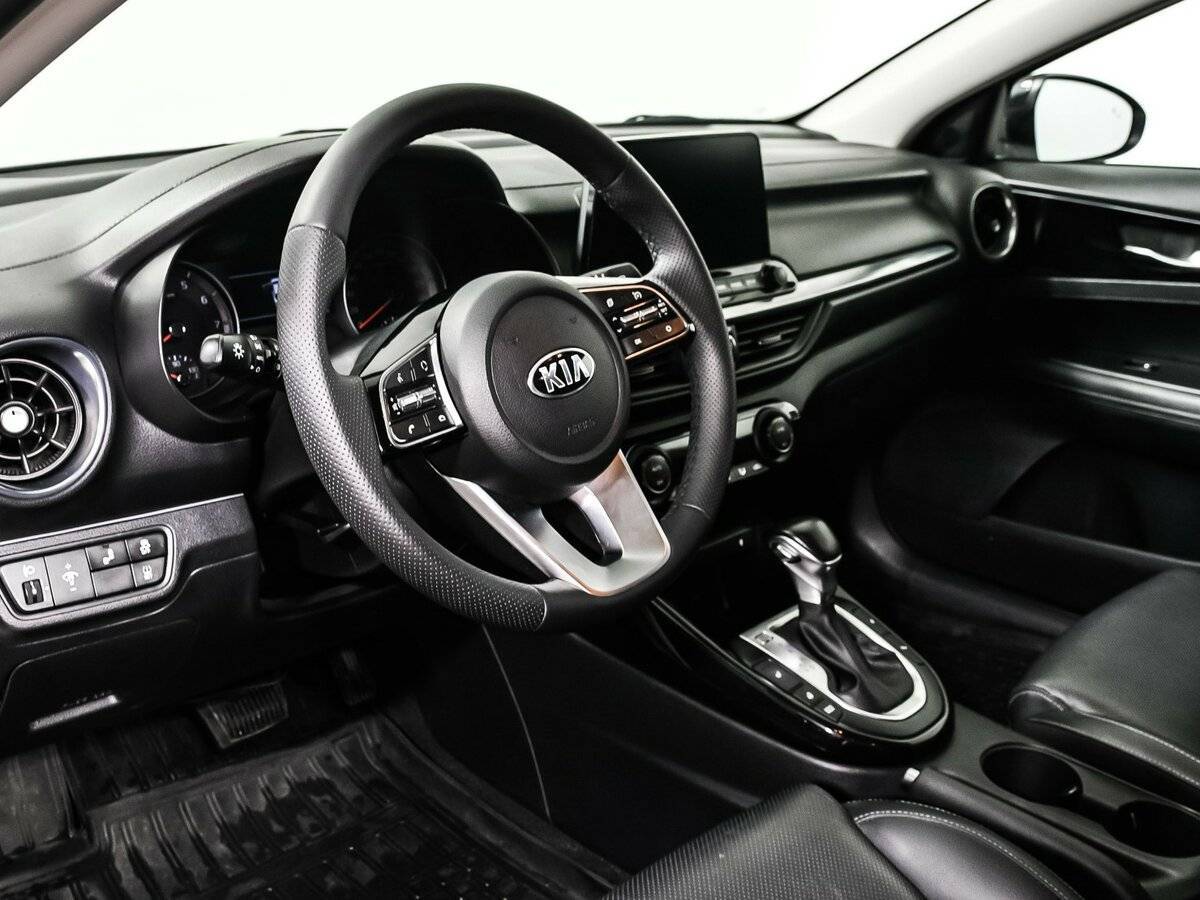 Kia Cerato с пробегом — 2018 год. Фото: #11