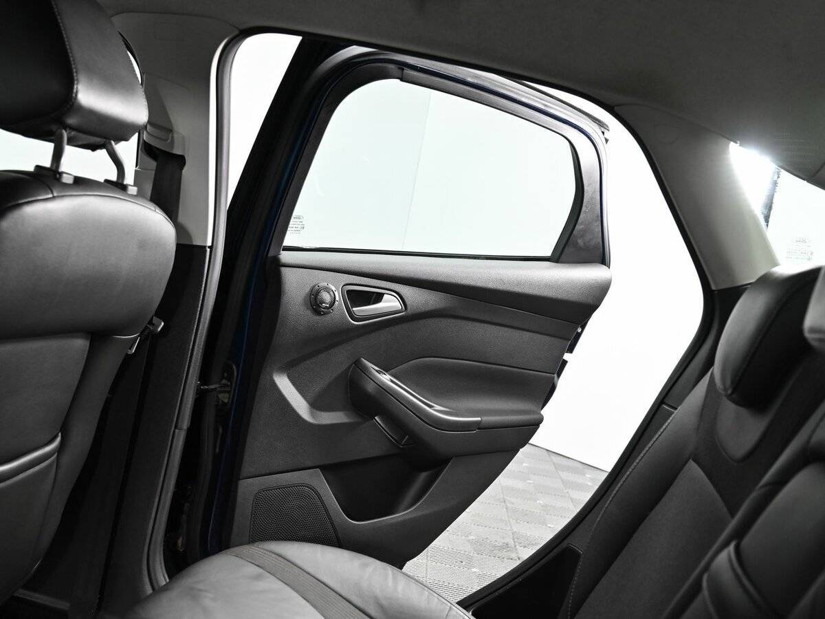 Ford Focus с пробегом — 2012 год. Фото: #12