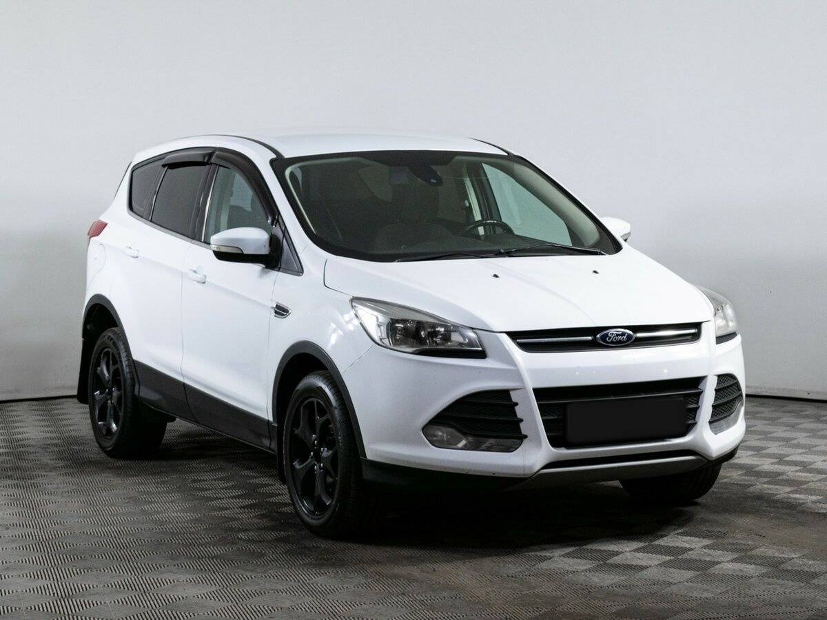 Ford Kuga с пробегом — 2014 год. Фото: #2