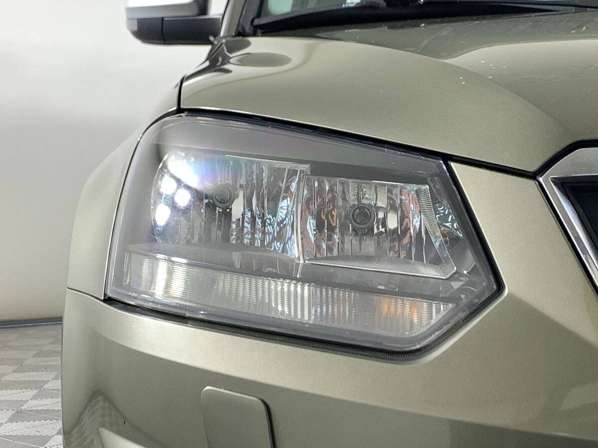 Skoda Yeti с пробегом — 2014 год. Фото: #9