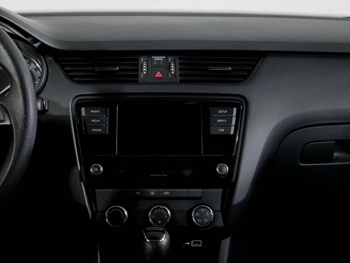 Skoda Octavia с пробегом — 2019 год. Фото: #12