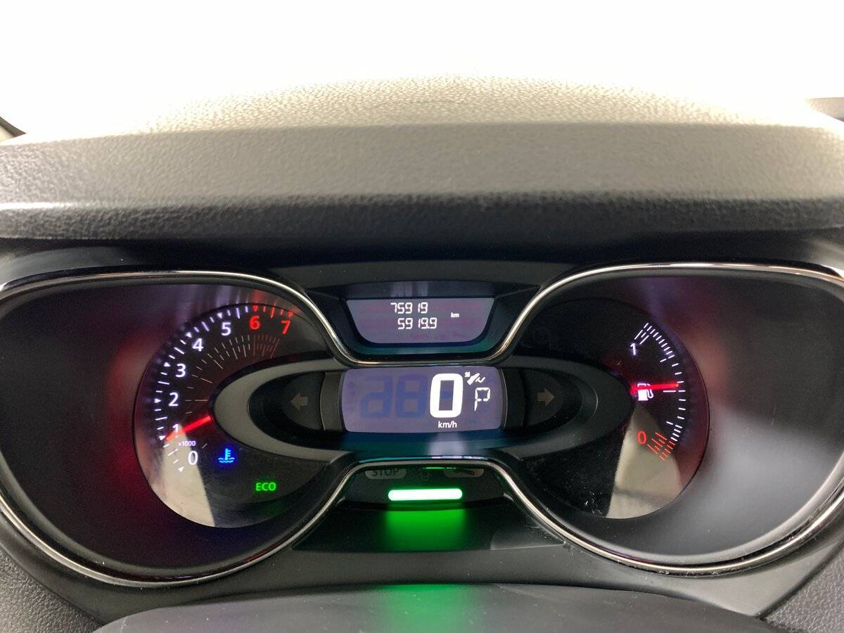 Renault Kaptur с пробегом — 2018 год. Фото: #13