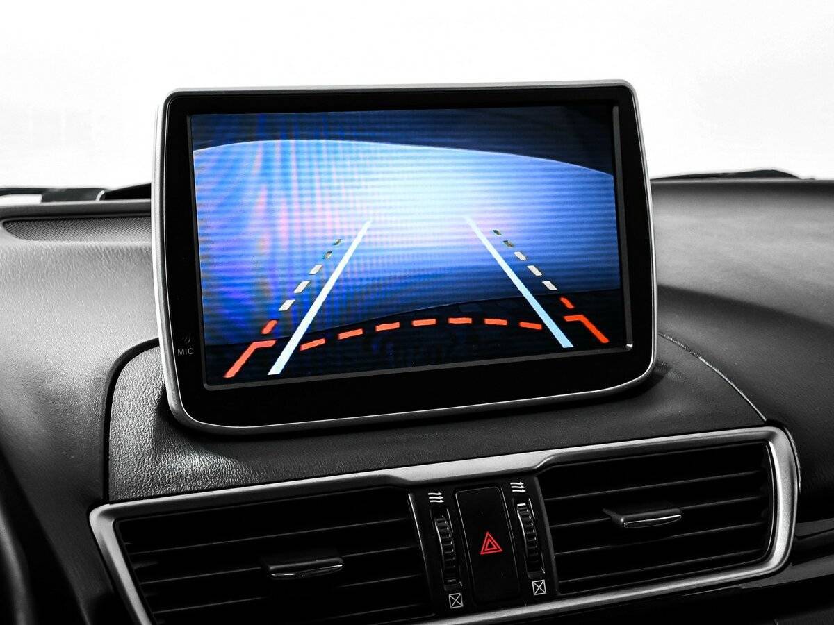 Mazda 3 с пробегом — 2014 год. Фото: #13