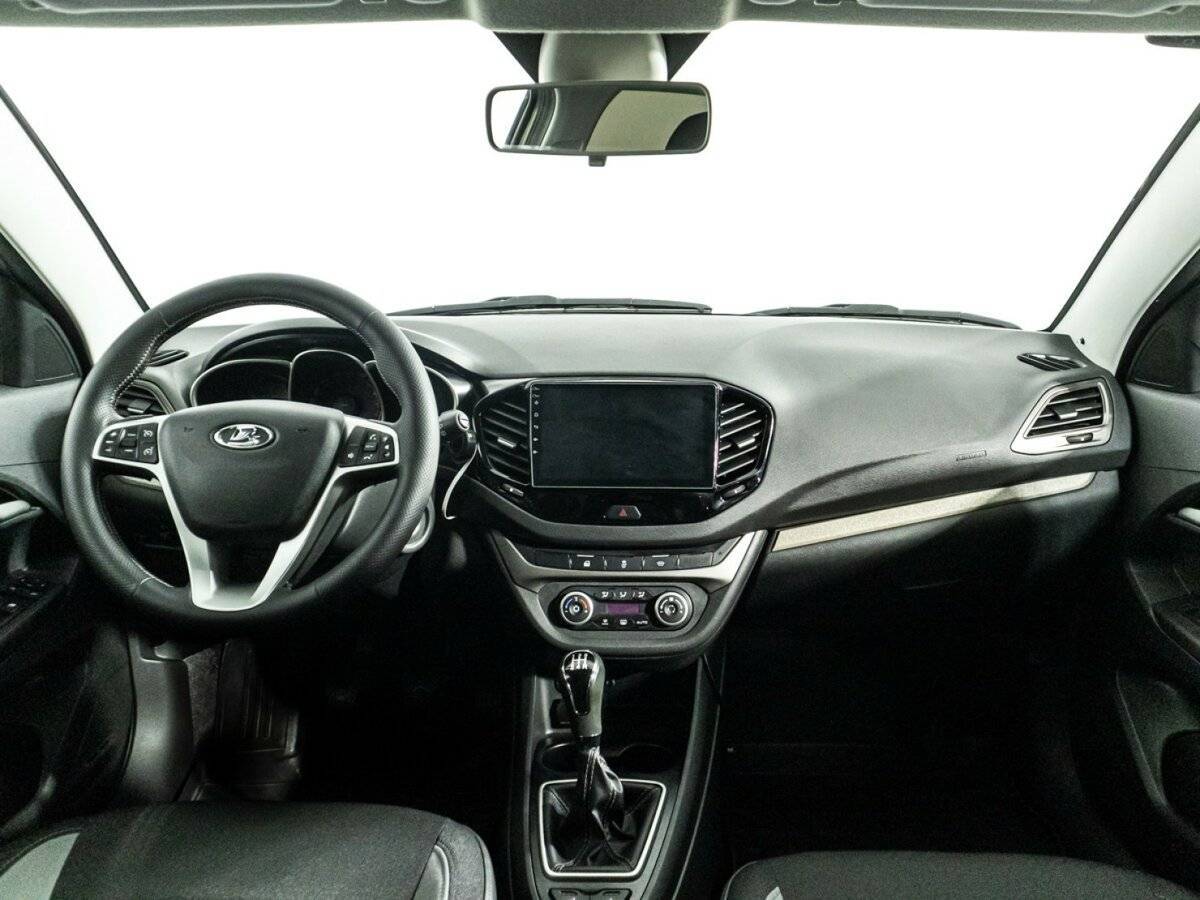 Lada (ВАЗ) Vesta с пробегом — 2019 год. Фото: #12