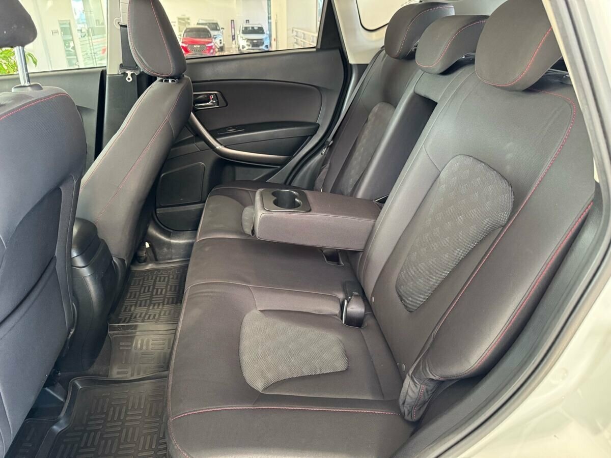 FAW Besturn X80 с пробегом — 2017 год. Фото: #23