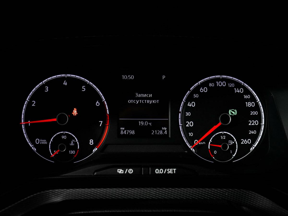 Volkswagen Polo с пробегом — 2021 год. Фото: #8